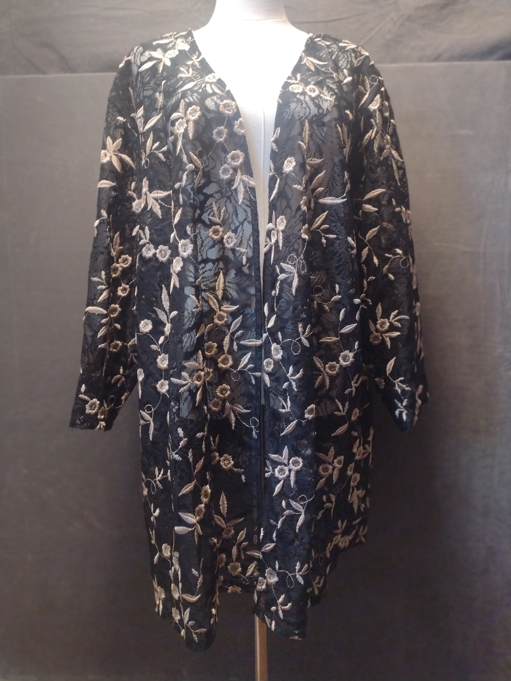 Catherines 4X Black Gold  Sheer Open-Front Floral Embroidered  Cardigan Kimono